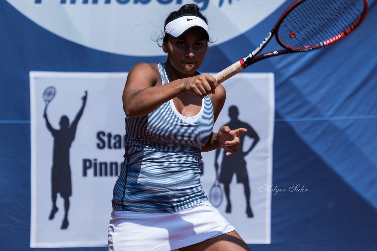 Bild 147 - Stadtwerke Pinneberg Cup Freitag